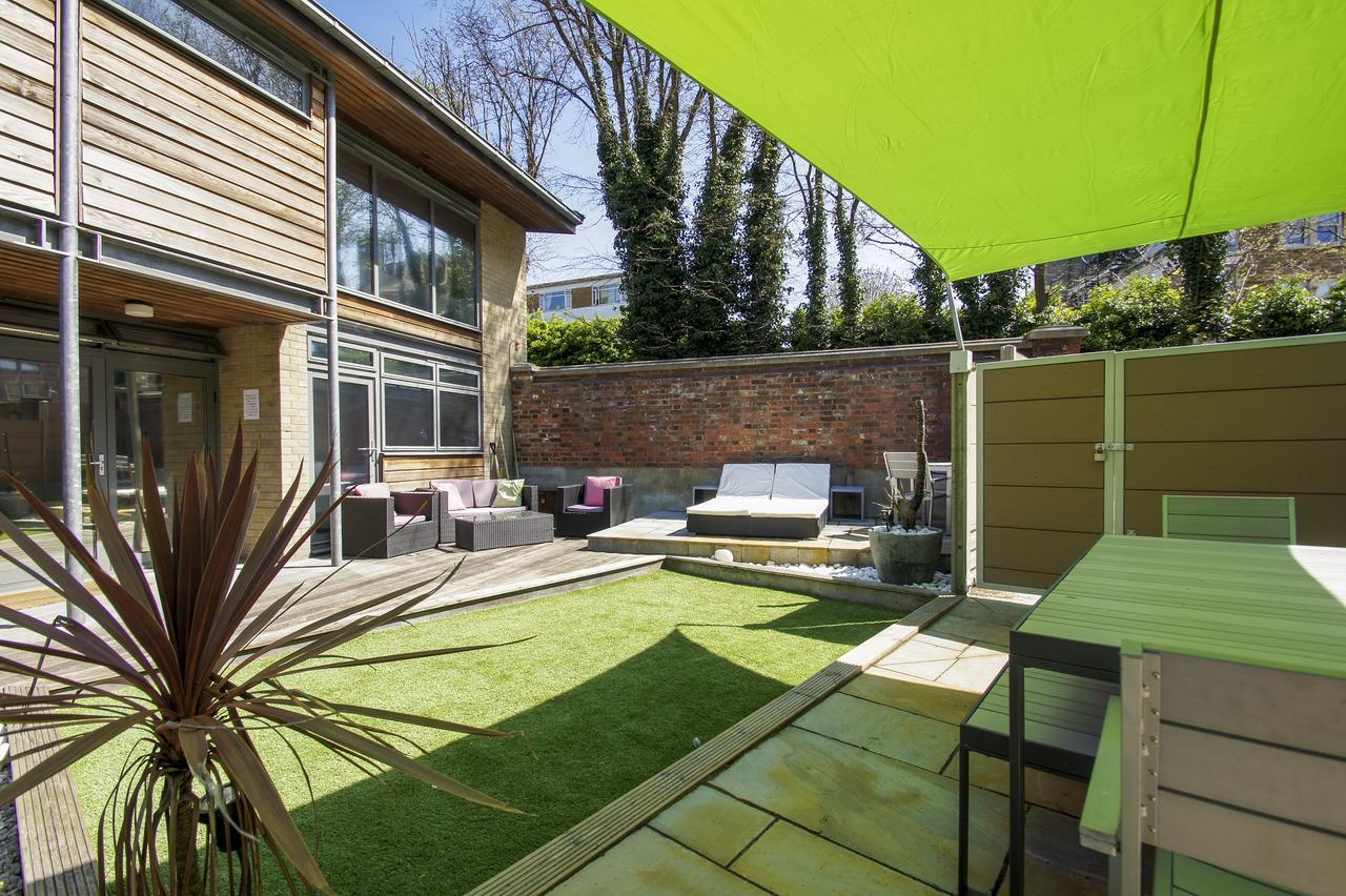 The Edge - Parking - By Brighton Holiday Lets Luaran gambar